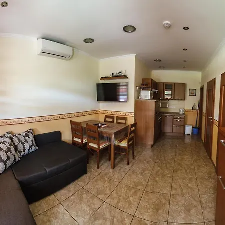 Gracia Apartment
