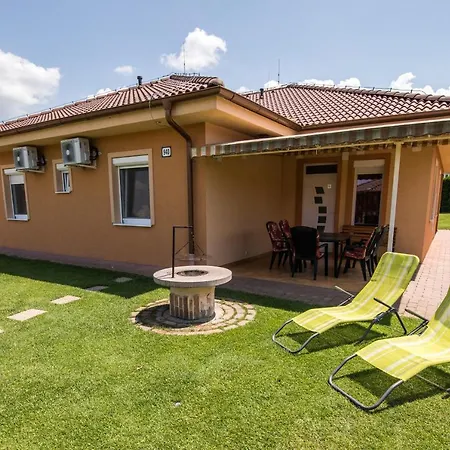 Gracia Apartmán Podhájska